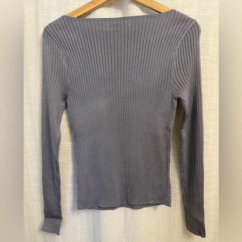 A&F Gray Ribbed Long Sleeve Top - Picture 2 of 3
